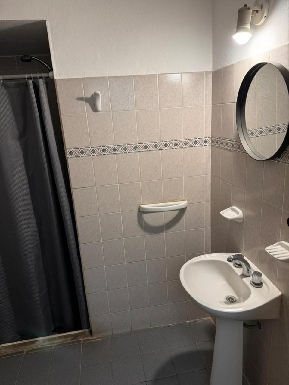 Chrome Hotel Рио-Куарто Экстерьер фото