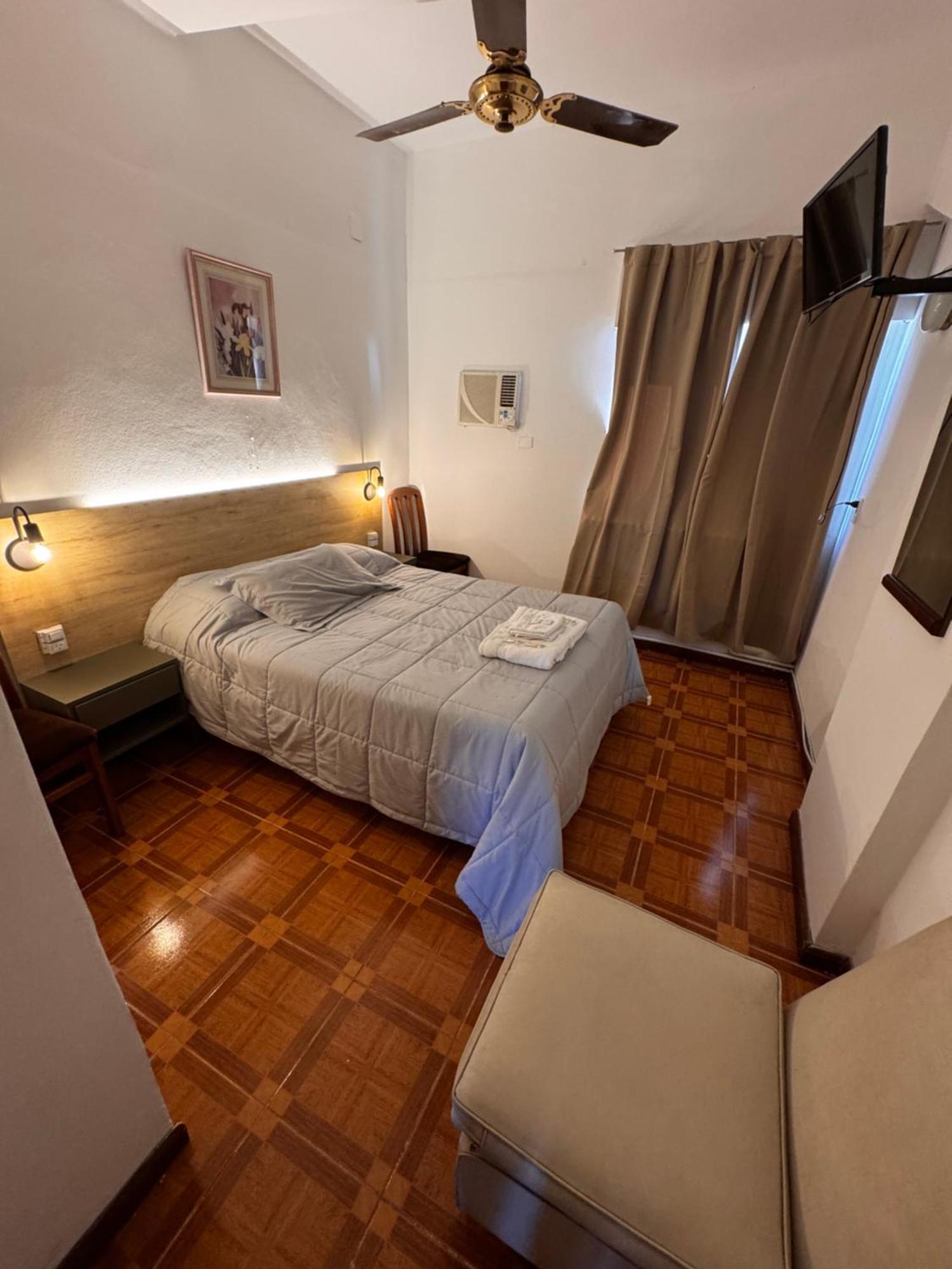 Chrome Hotel Рио-Куарто Экстерьер фото