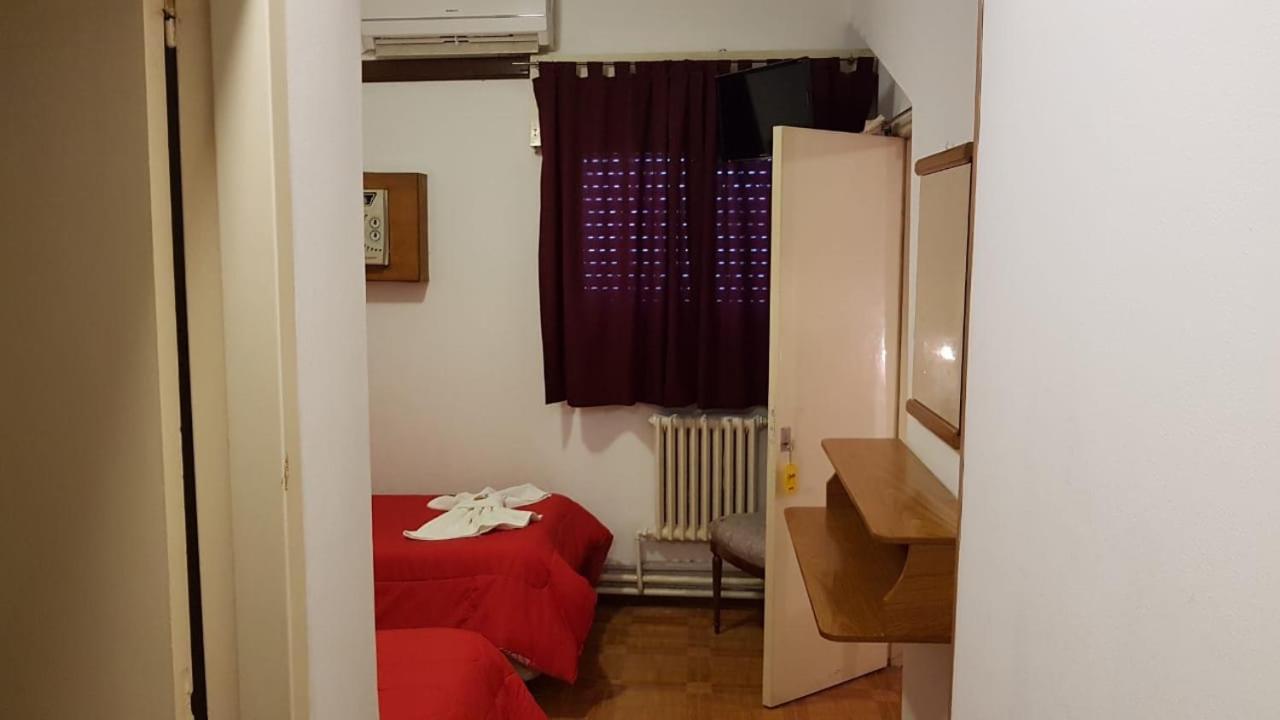 Chrome Hotel Рио-Куарто Экстерьер фото
